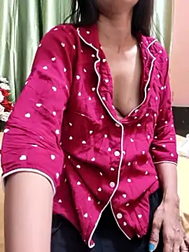 Shalu_G webcam