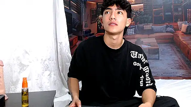 RomeoMillerr webcam