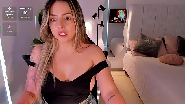 AmyWood webcam