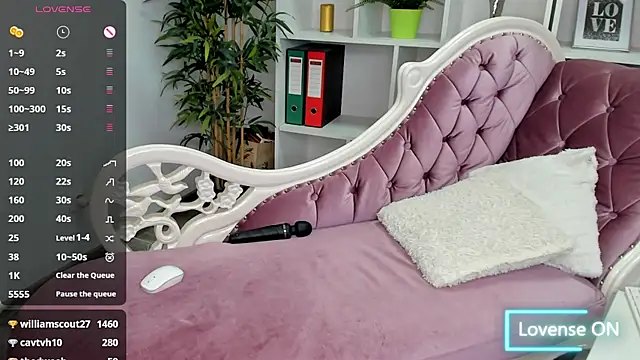 EmaBrownie webcam