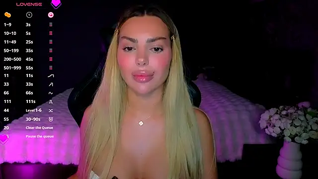 Ayla__Demir webcam