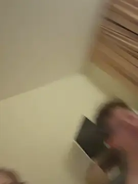 LauraundSteve_'s room