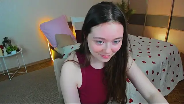 AlluringLookk webcam