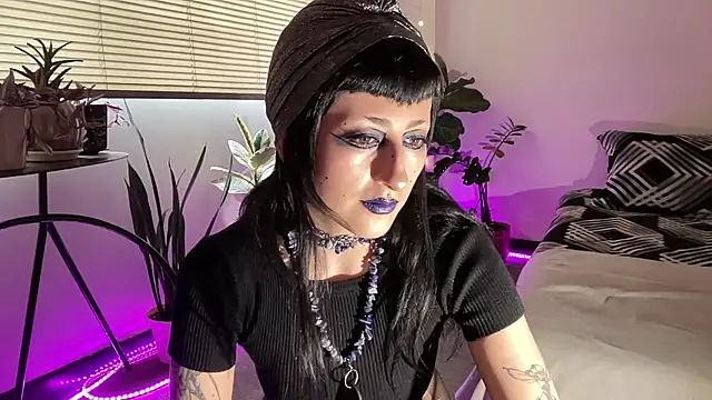 ELENA_UMBRA webcam