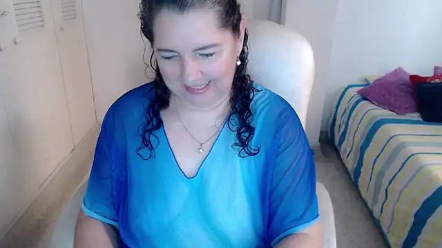 leonela_69 webcam