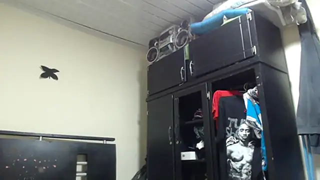 adrixxx38 webcam