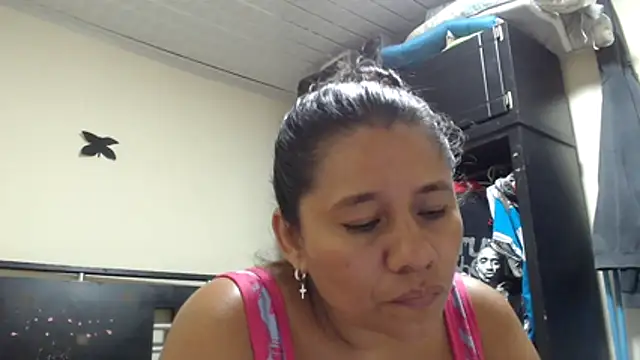 adrixxx38 webcam