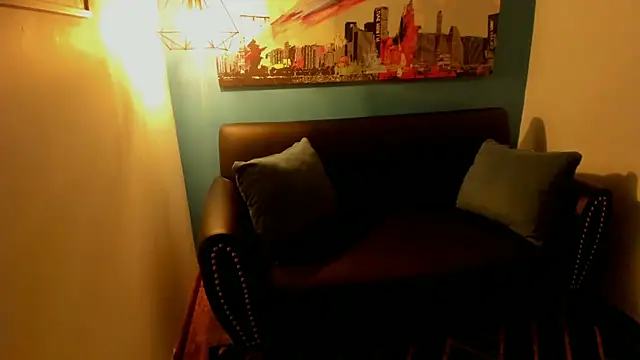 Luna_roose1 webcam