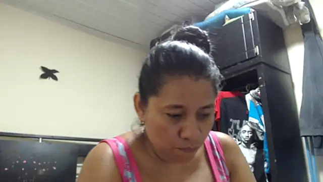 adrixxx38 webcam
