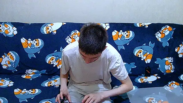 Lester_Broo webcam
