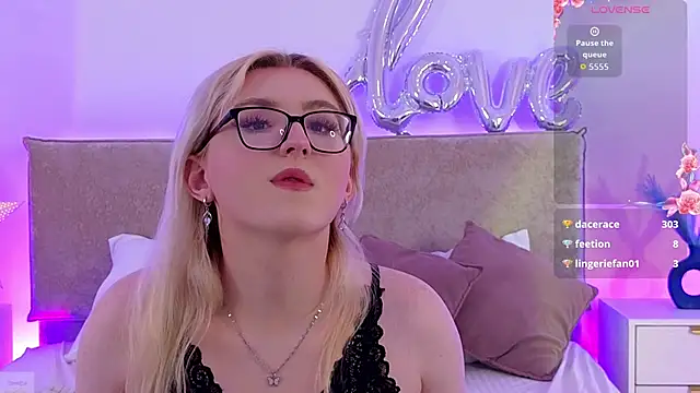 jules_night - Jules_night's free webcam - UK Sex Cams