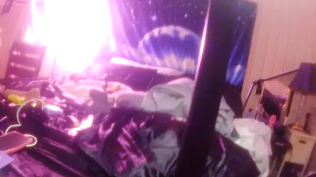 darnette_daisy webcam