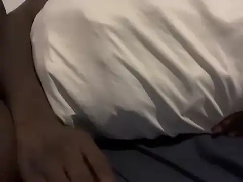 hotblackdick12 webcam