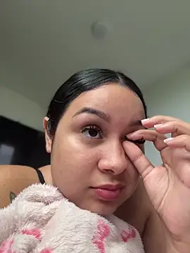 Pretty_Isadora webcam