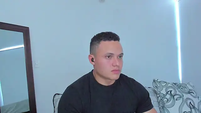 KingLevi01 webcam