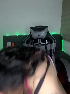 Amyy_1 webcam