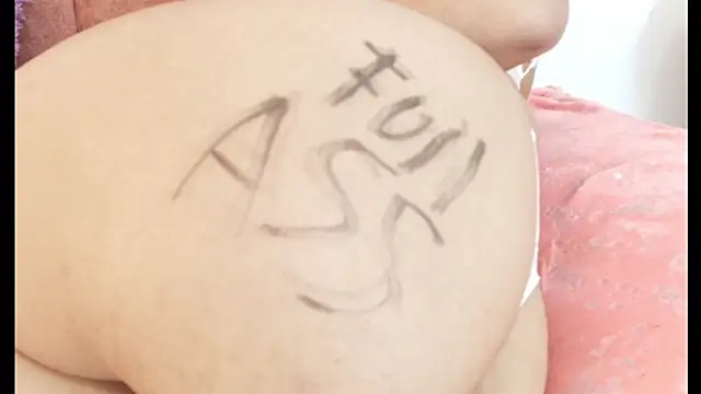 Mia_Nasty_Dirty webcam
