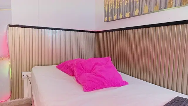 sofiaa_evans_ webcam