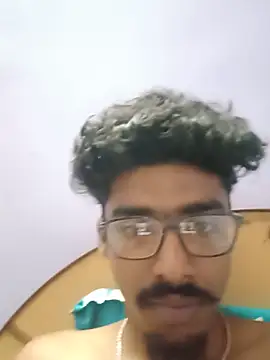 Halfbloodstud webcam