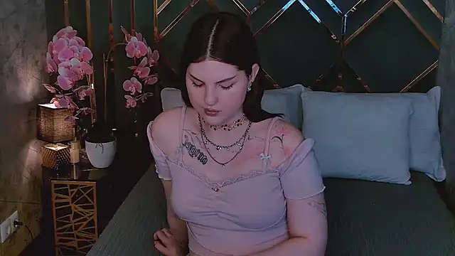 IvySimmons webcam