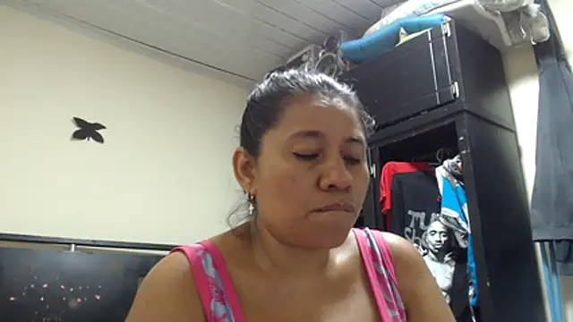 adrixxx38 webcam
