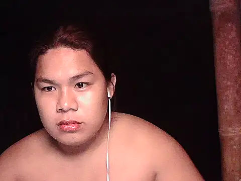 huntrix2025 (M twink) - lets have a nice time and have fun