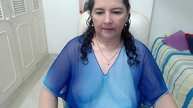 leonela_69 webcam