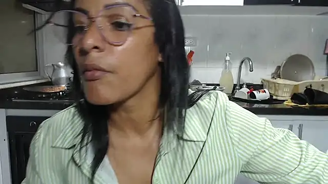 kateleyagrey webcam