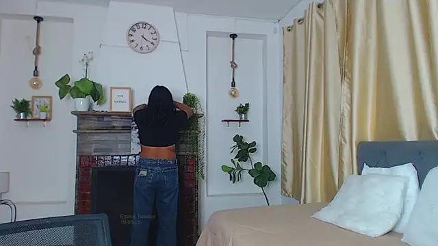 Emma_hassani webcam