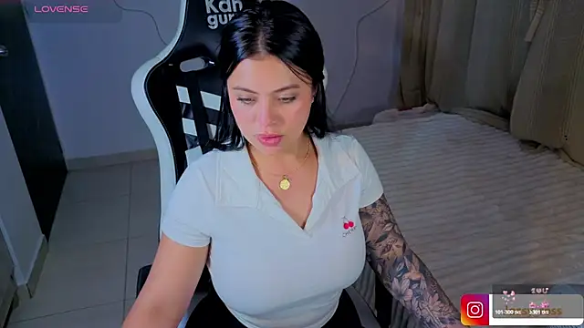 Victoryyy_ webcam