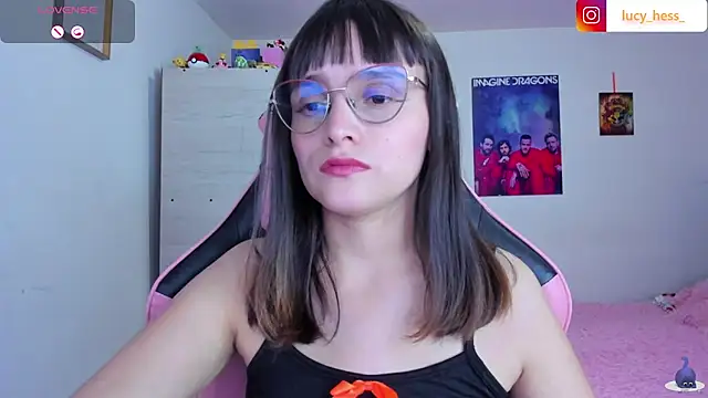 Lucyy-hess webcam