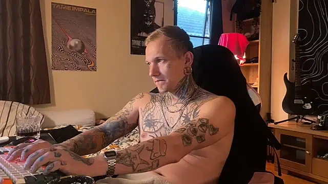 paulvelvet webcam