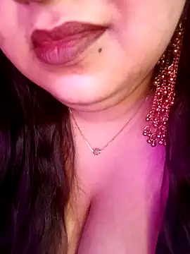 Suhanakhan04 webcam