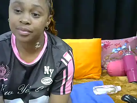 Pearl_00 webcam