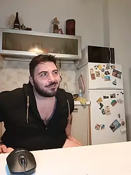 bear_skinny webcam