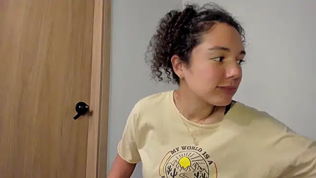 MiaRouseex webcam