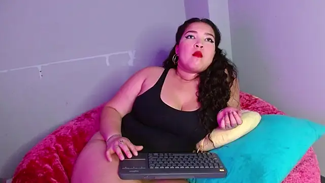 MelaniRosse webcam