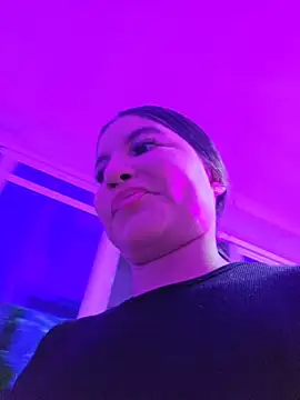 Pretty_Julieta webcam