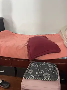 MariamGray1 webcam