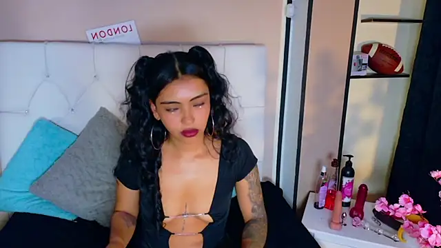 Devil_AliceXo webcam