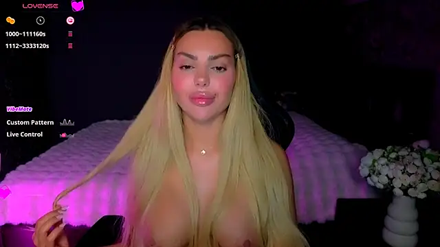 Ayla__Demir webcam