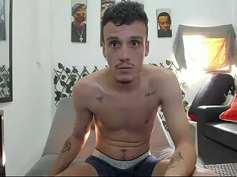 Latins_Boss webcam