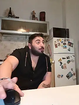 bear_skinny webcam
