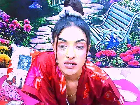 IndianPretty14u2Luv webcam