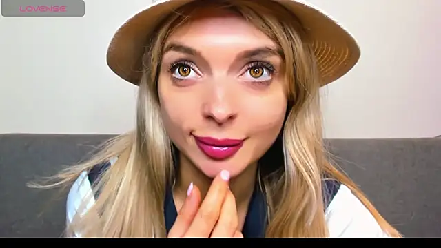 _ellen_meow_ webcam