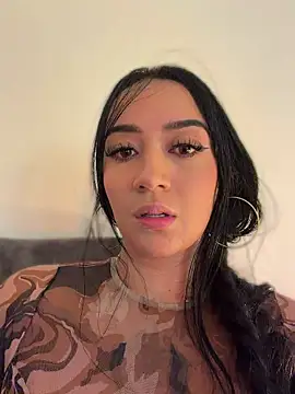 EmmyEvans1 live sex cam