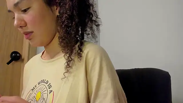 MiaRouseex webcam