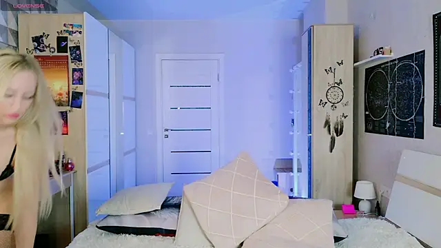 Evva_Ross webcam