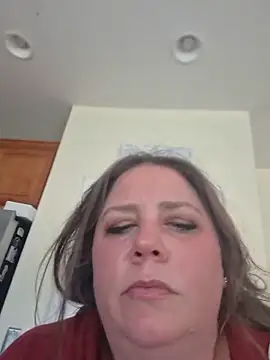 Bigtittymilkmommy webcam
