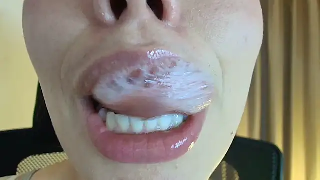 lisbet21x webcam
